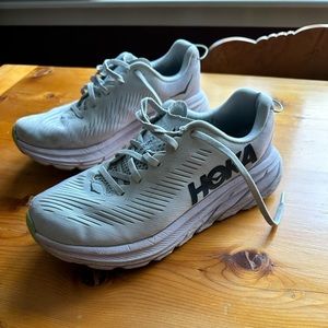 Hoka Rincon 3 Running Shoes, Women’s 8.5 US, White/Blue Glass